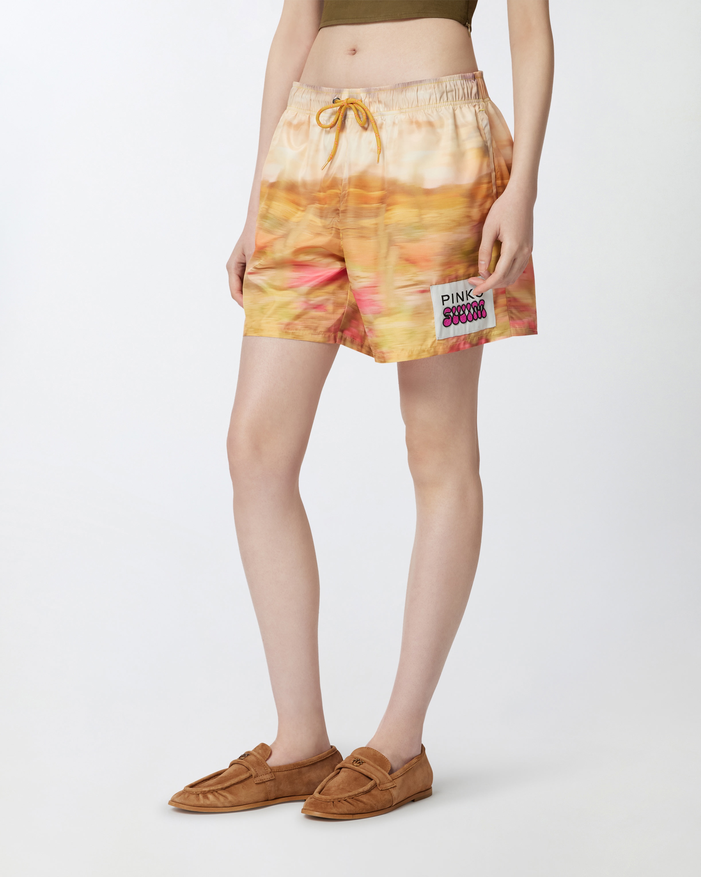 PRINTED TECHNICAL SHORTS WITH LABEL - 3