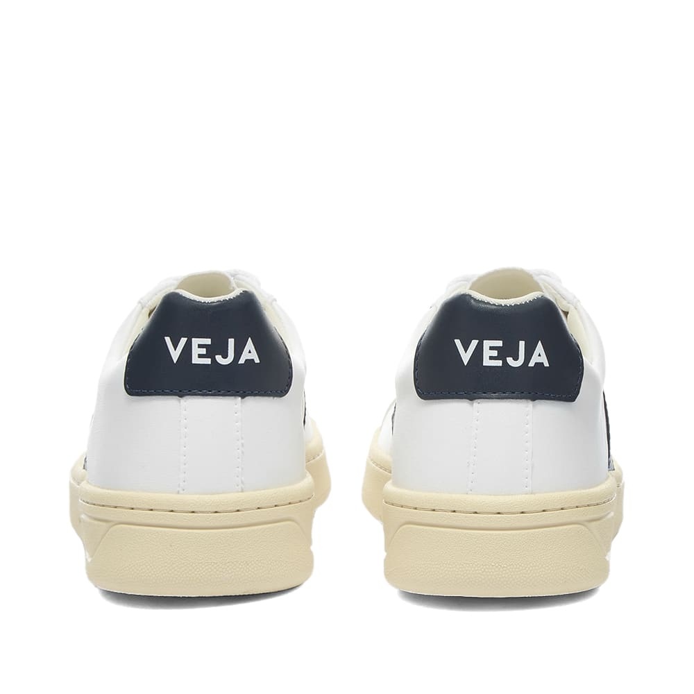 Veja Urca Retro Sneaker - 3