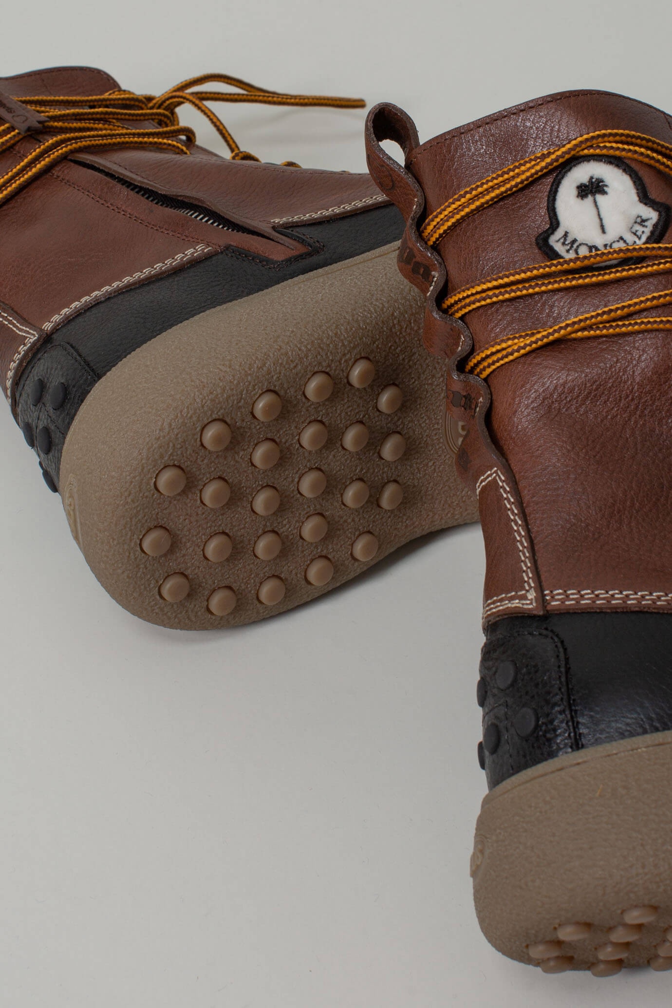 TOD'S Winter Gommino Ankle Boots - 5