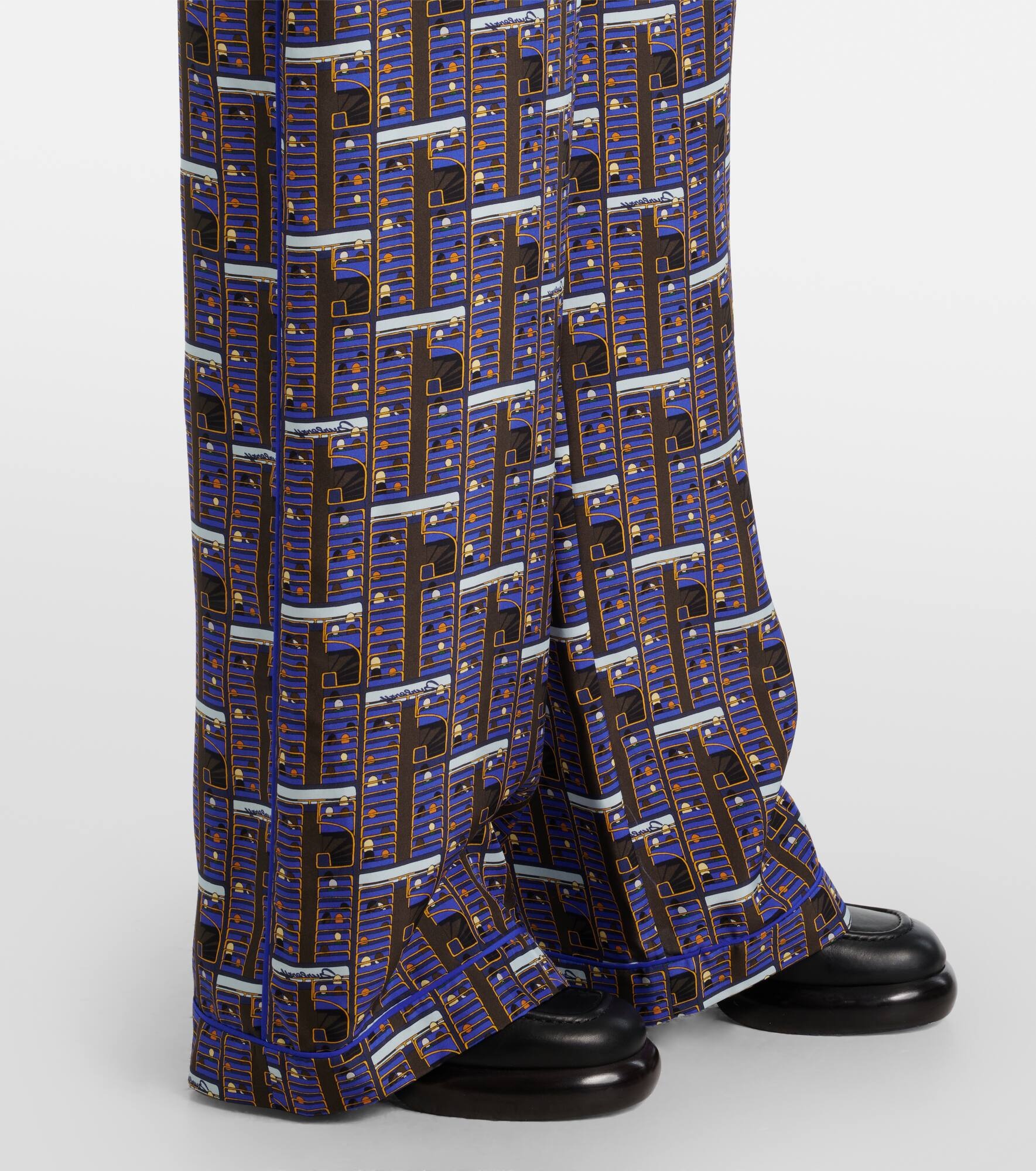 Checked silk straight pants - 5