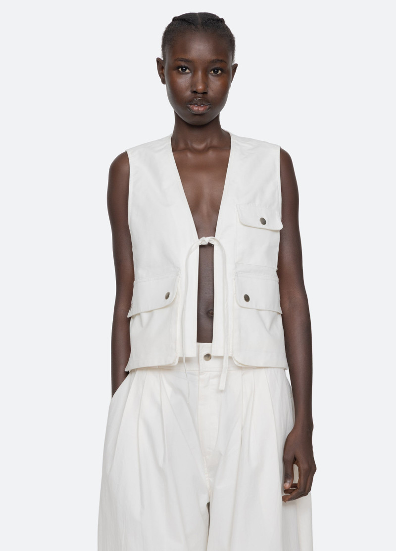 Lois Vest 1