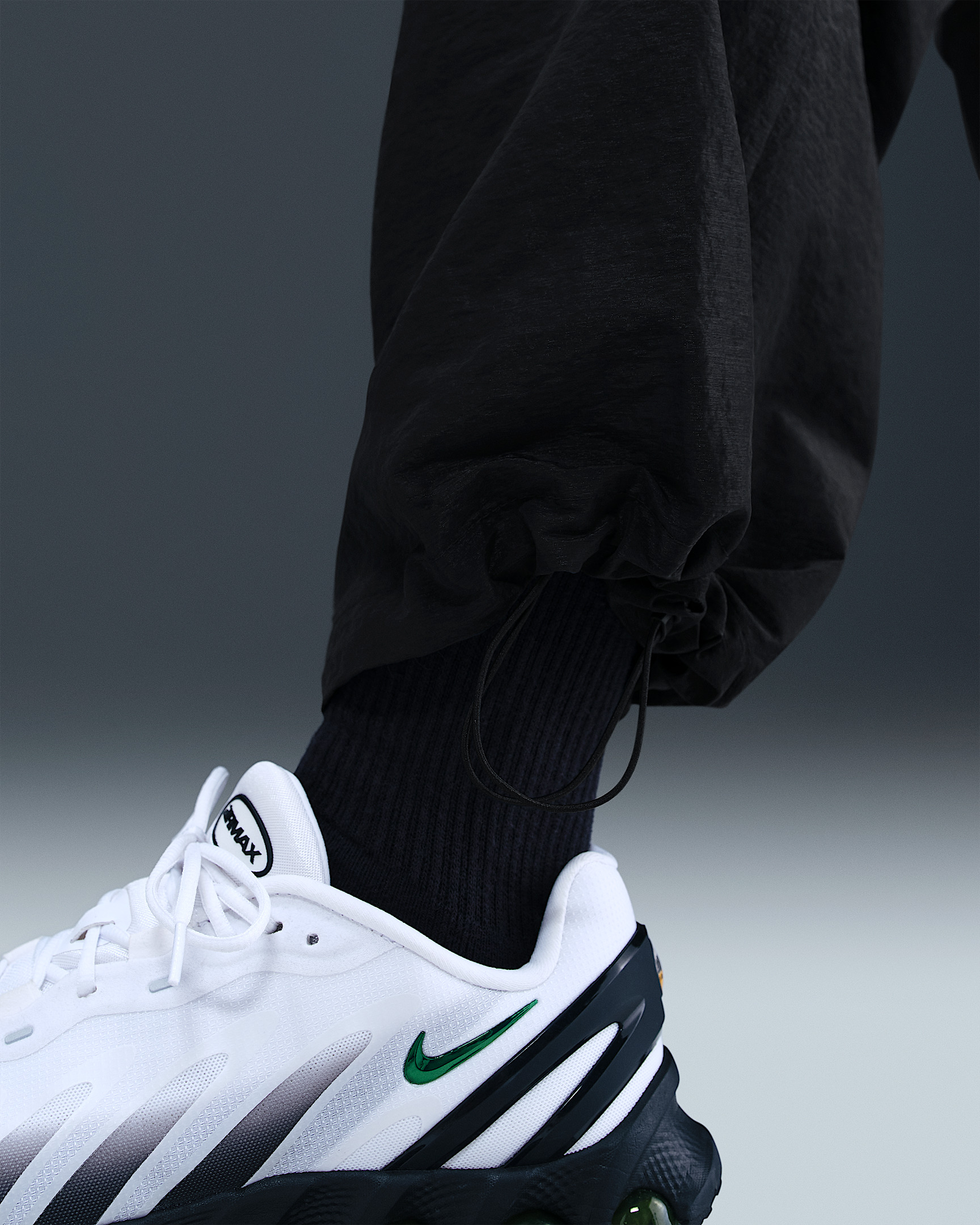 Nike Tech Men's Woven Convertible Oversized Pants - 7