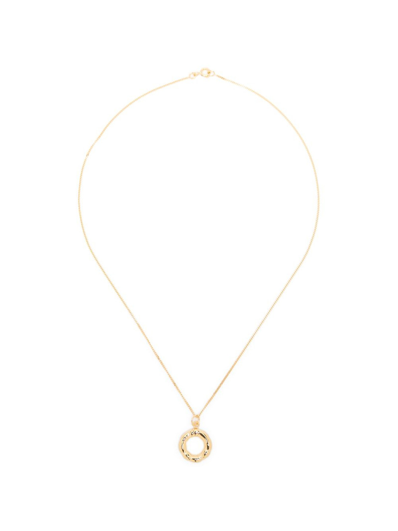 O-pendant necklace 1