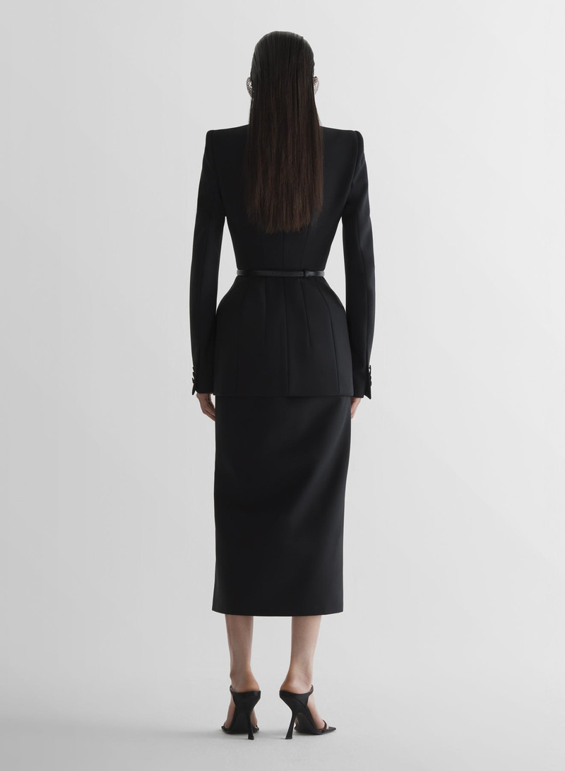 Collarless hourglass jacket 4