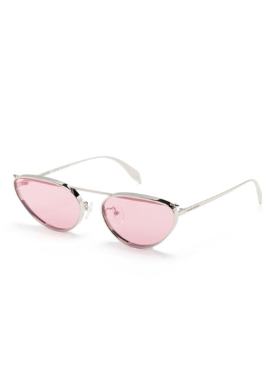 Alexander McQueen piercing-detailing cat-eye sunglasses outlook
