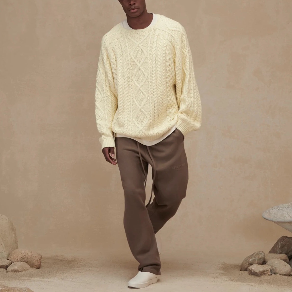 Fear of God Essentials FW22 Relaxed Sweatpant Wood FOG-FW22-410 - 4