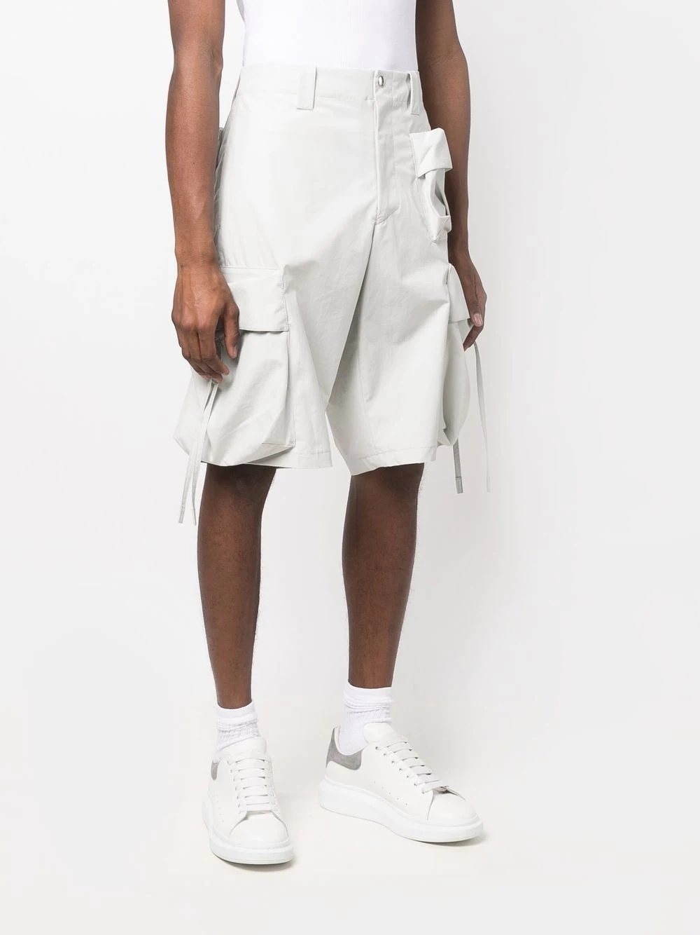 cargo-pocket detail shorts - 3