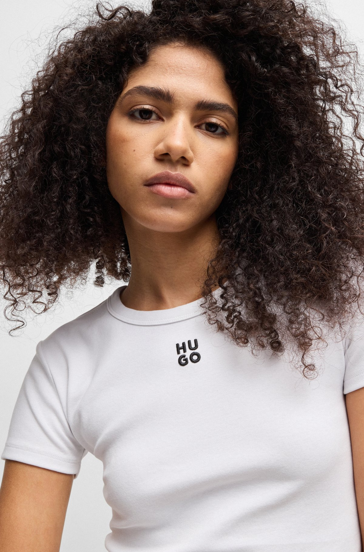 CROPPED SLIM-FIT T-SHIRT WITH STACKED LOGO - 5