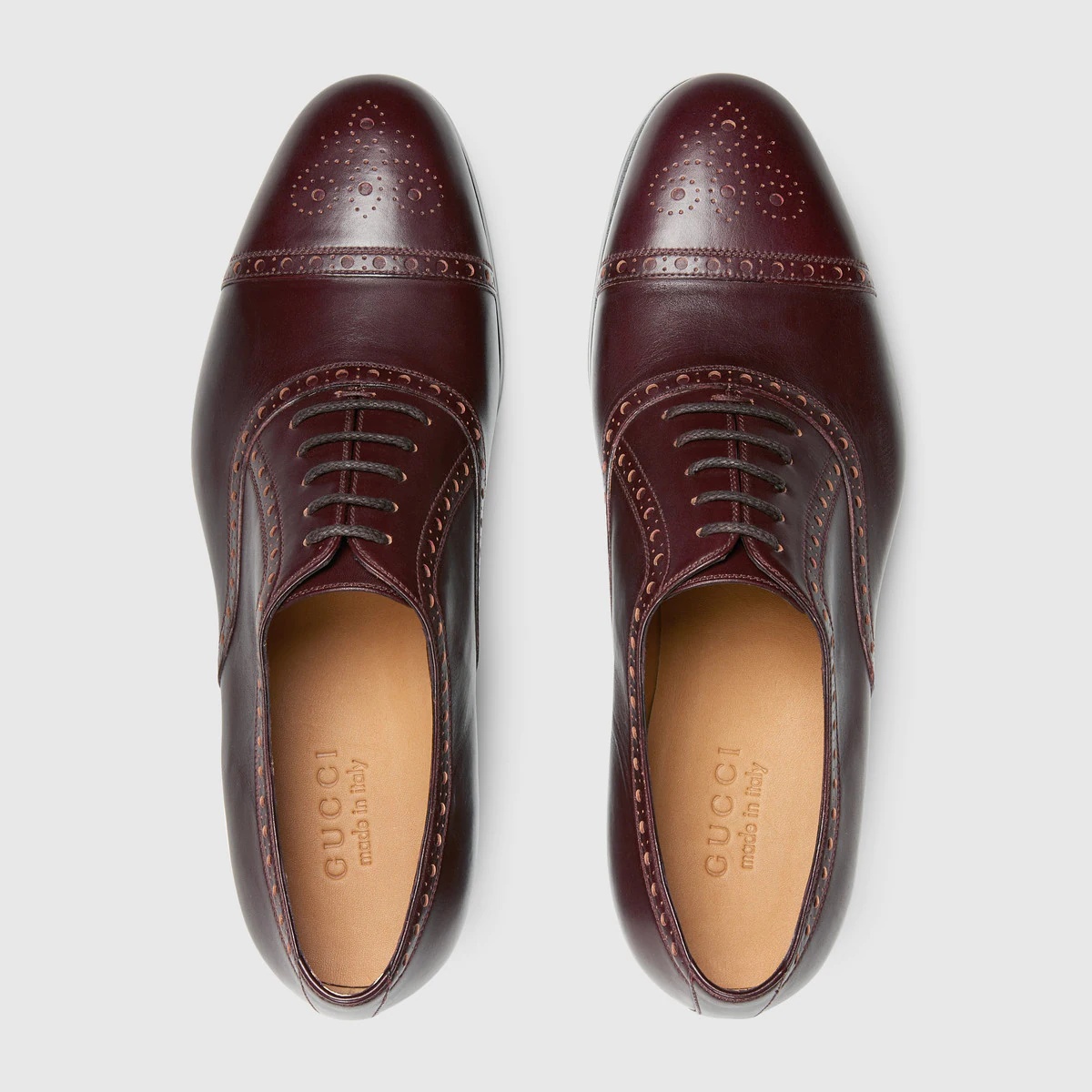 Men's shoe with brogue details - 3