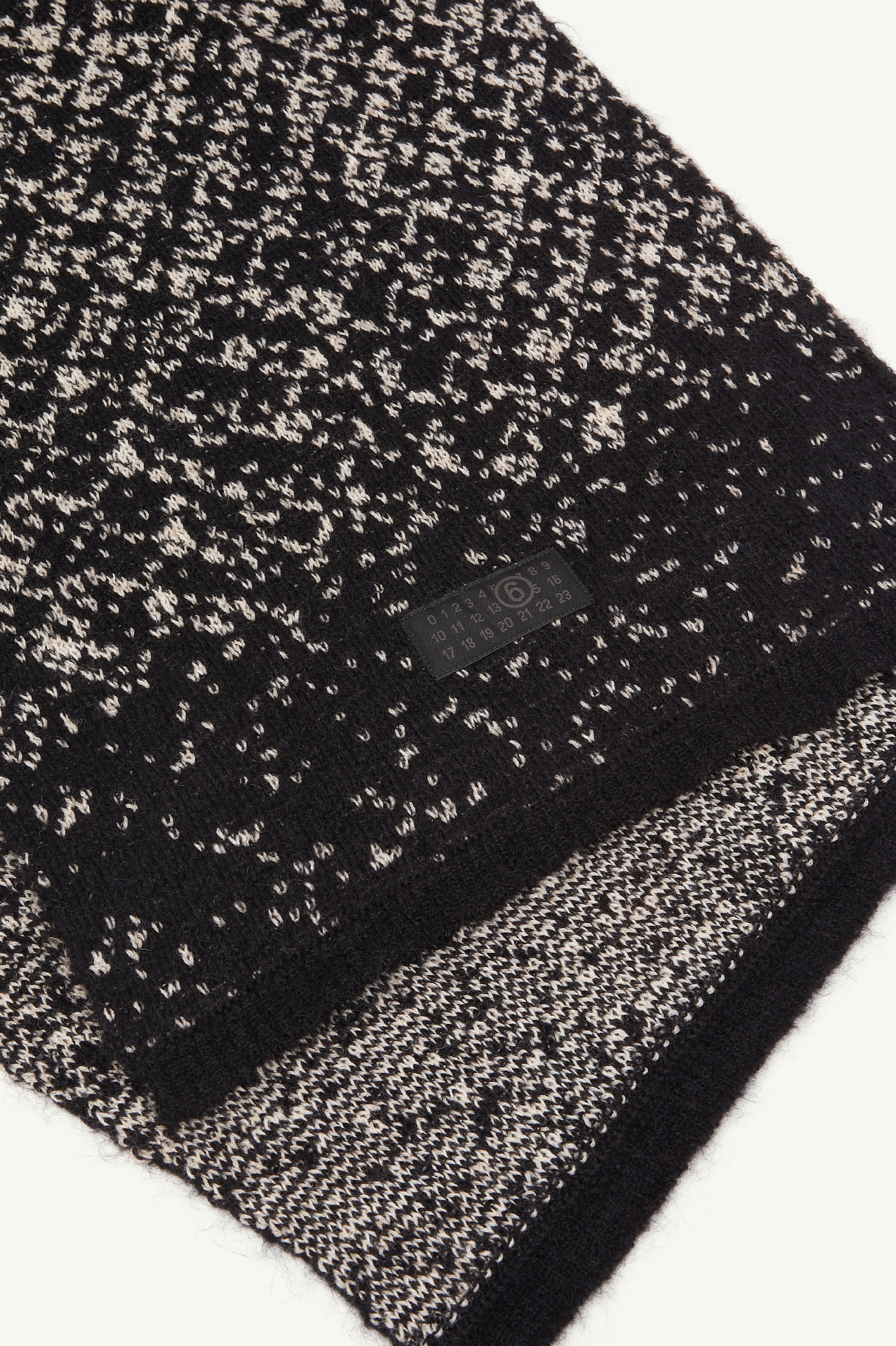 MM6 Maison Margiela Wool scarf | REVERSIBLE