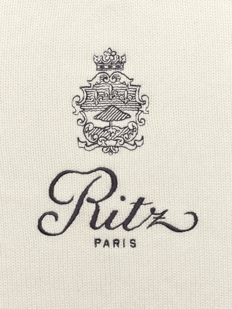 Ritz Unisex Cashmere Sweater in Off White 2
