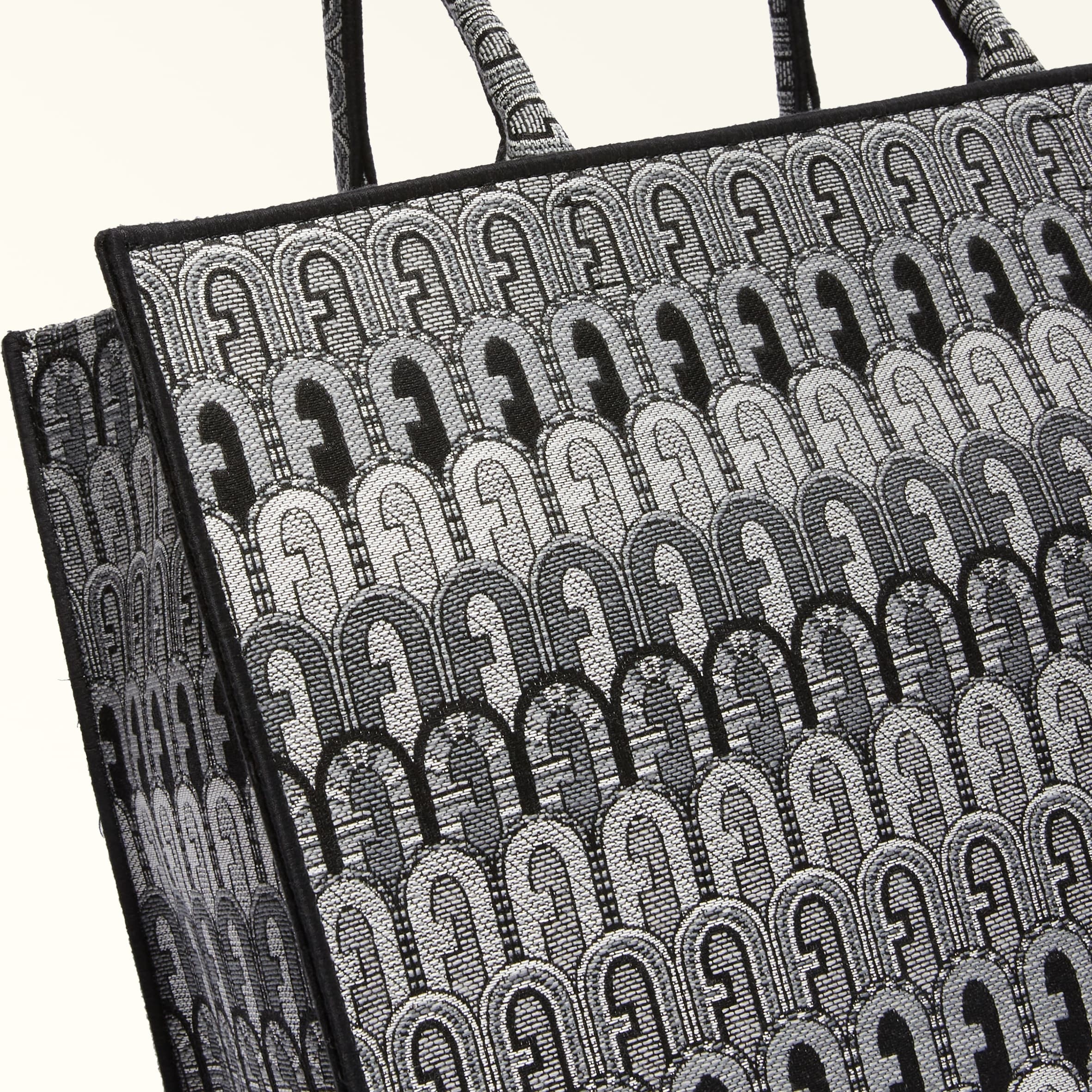 Furla Opportunity - 4