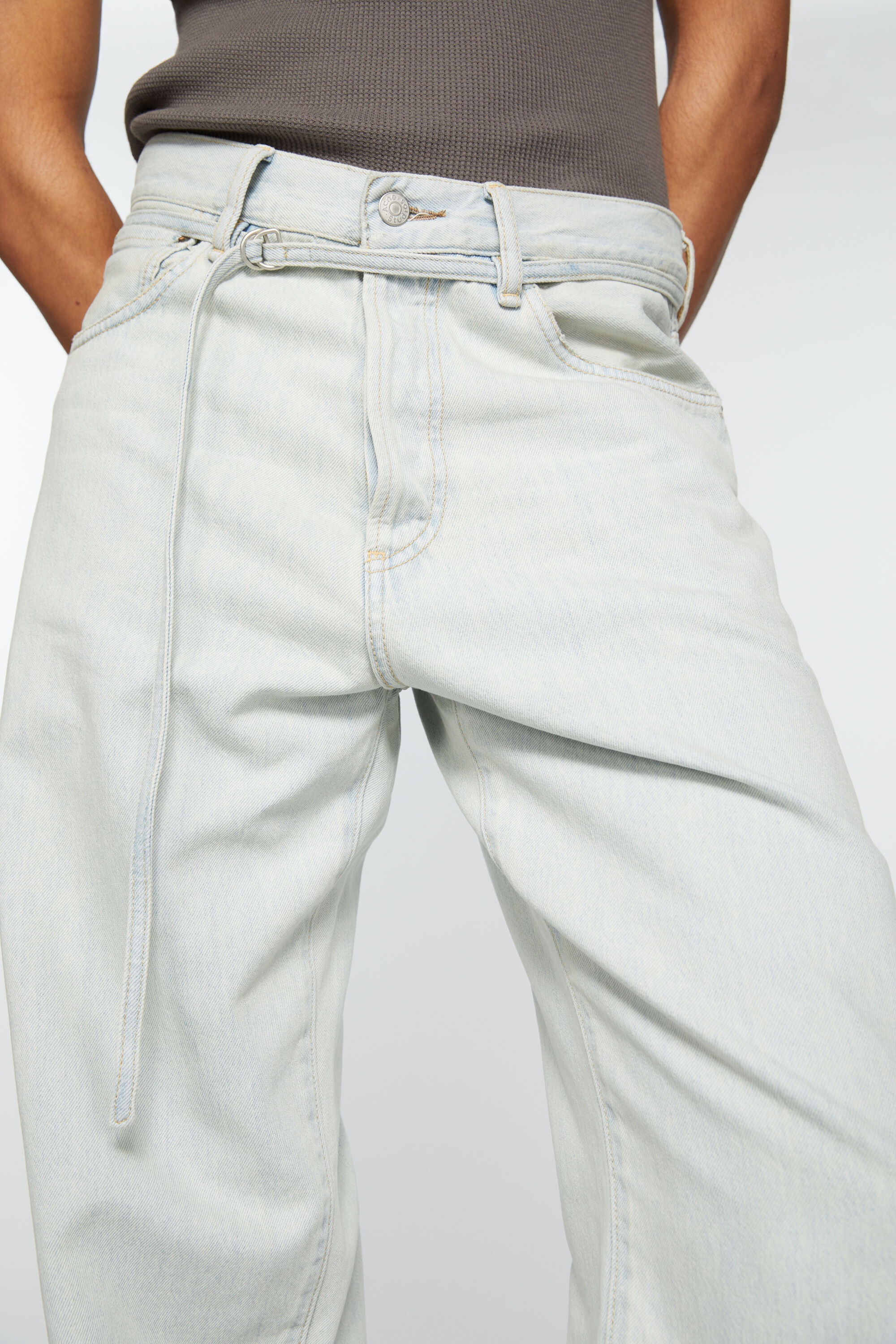 Loose fit jeans - 1991 Toj - Light blue - 4