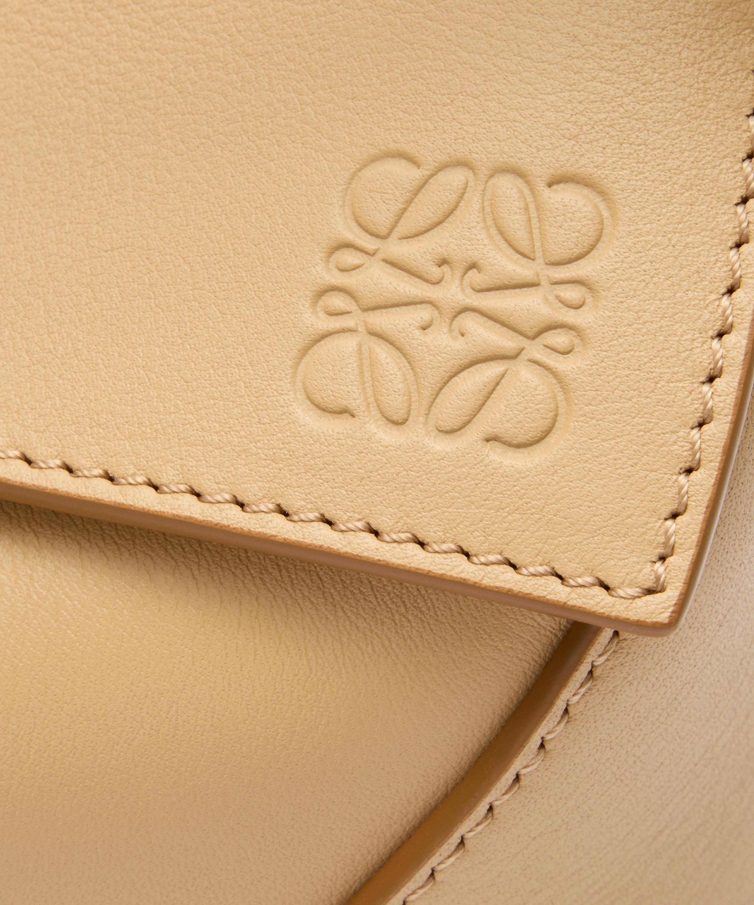 Small Puzzle Edge Top Handle Bag - 7