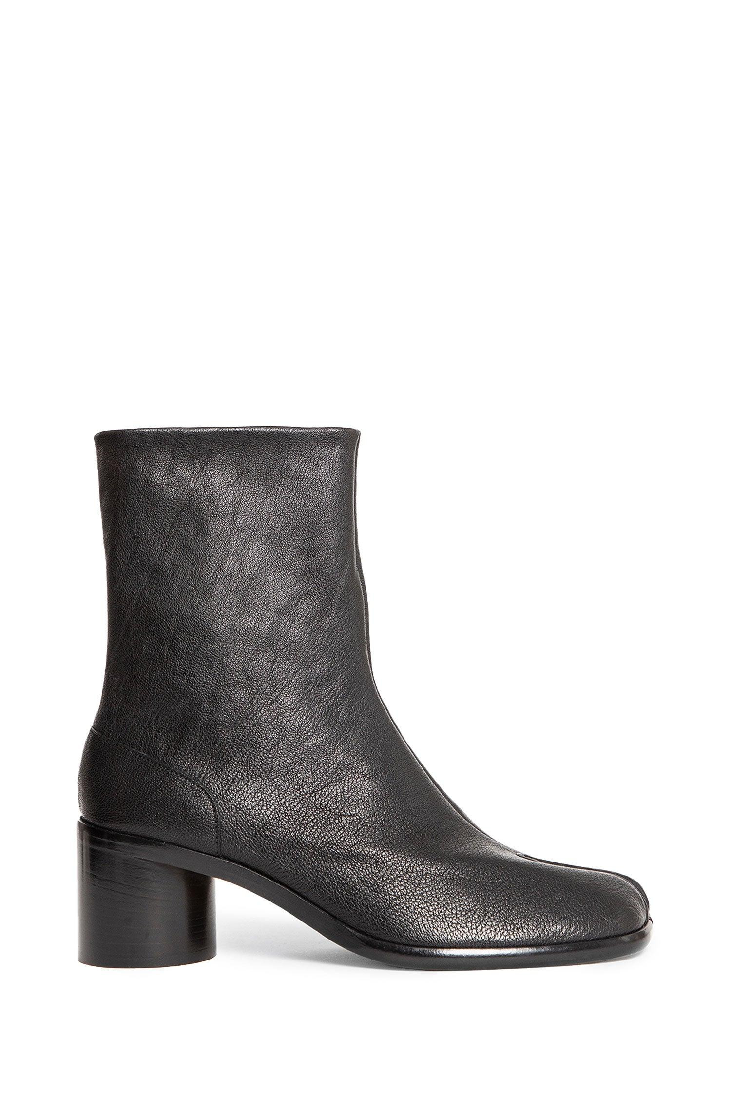 MAISON MARGIELA MAN BLACK BOOTS - 1