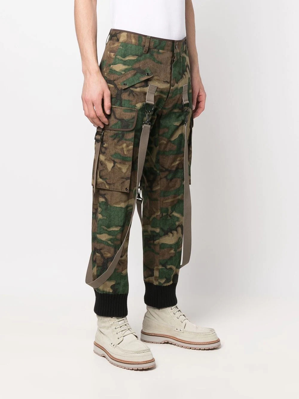 cuffed camouflage-print cargo trousers - 3