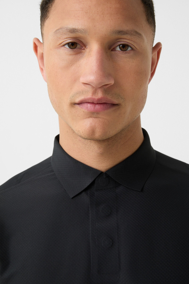 Casimir Functional polo shirt in Black 4