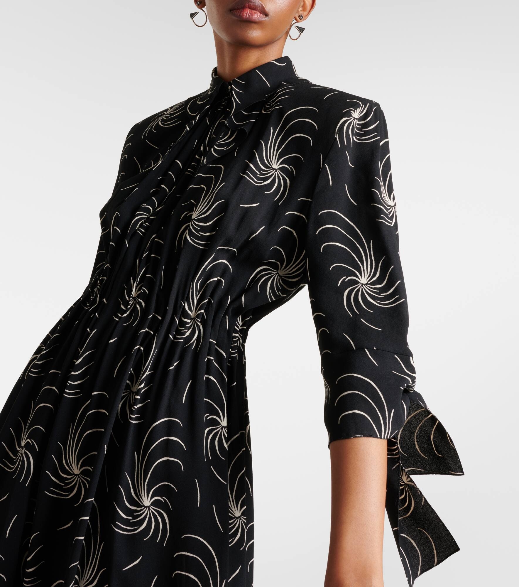 Printed ruched shirt dress - 6