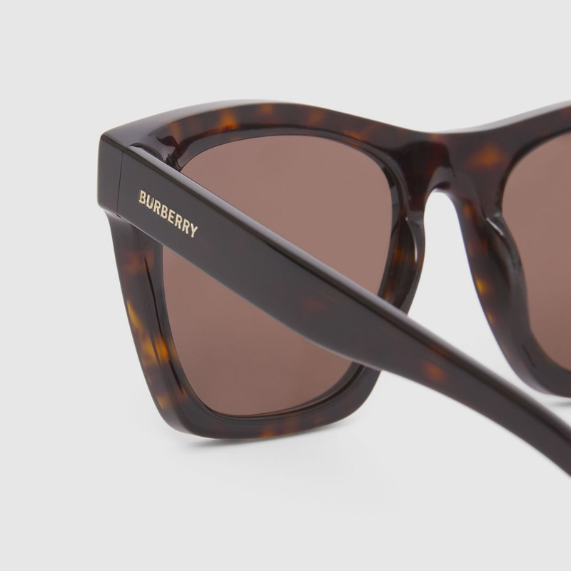 Burberry Square Frame Sunglasses outlook