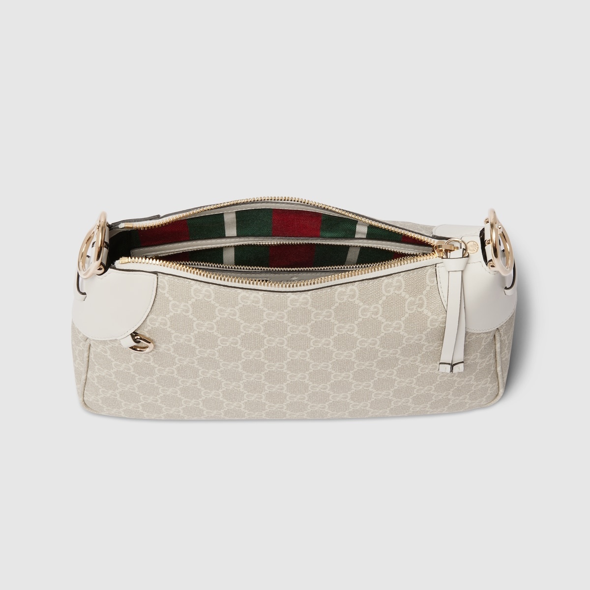 GG Emblem medium shoulder bag - 9