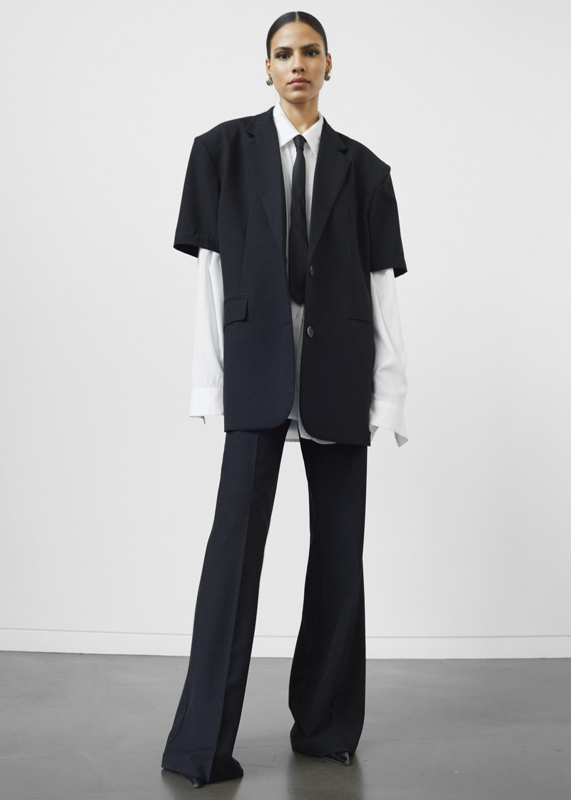 Maisie Short Sleeve Blazer - Black 8