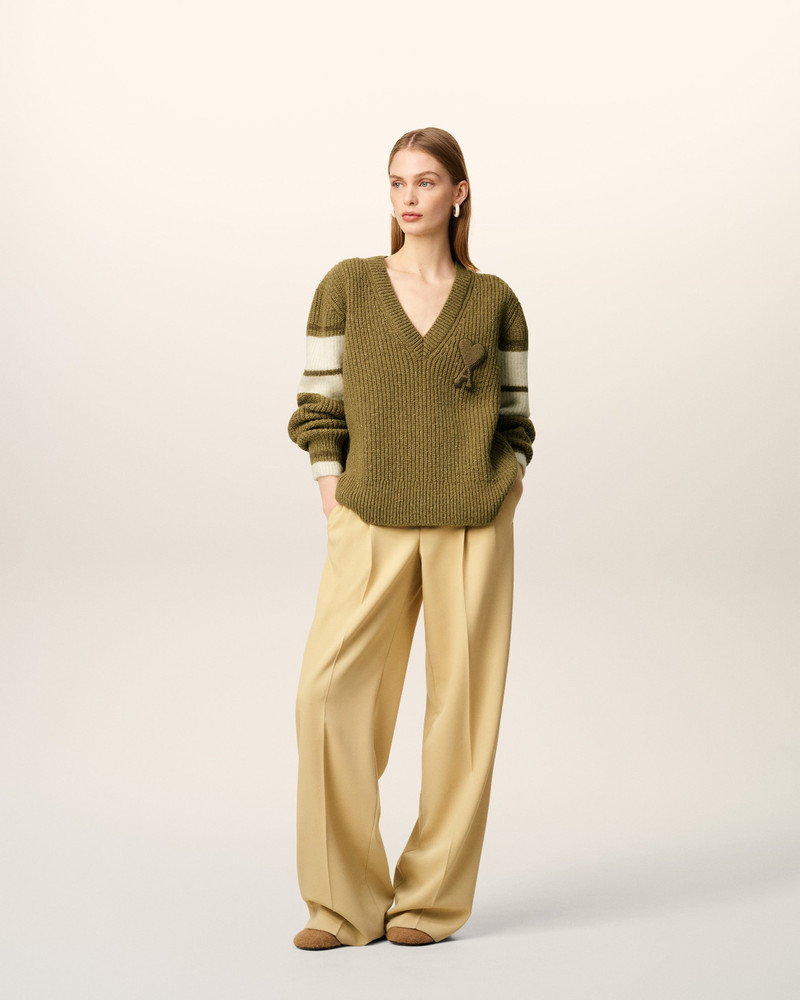 AMI Paris GREEN WOOL COLLEGE SWEATER outlook