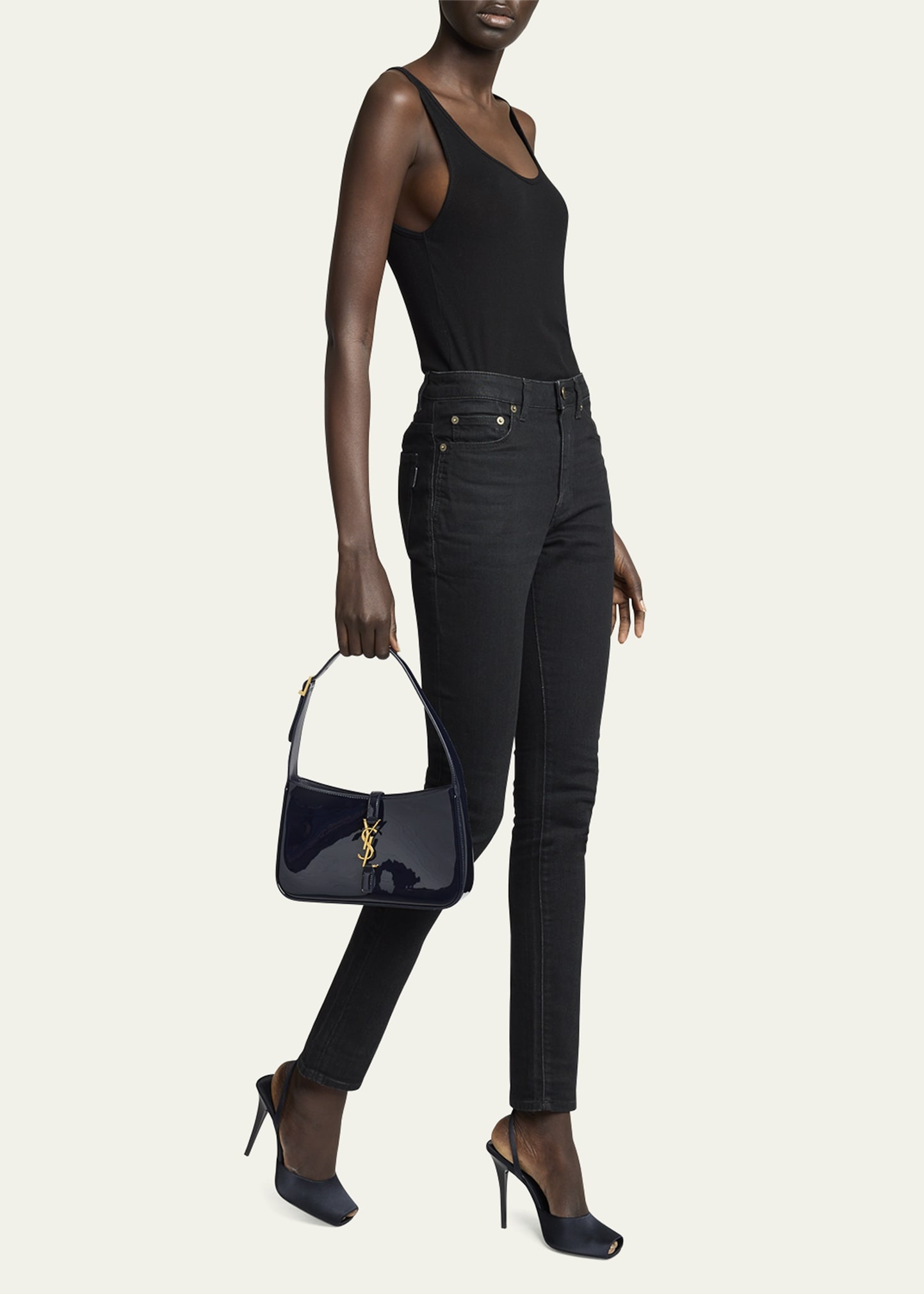 Le 5 A 7 YSL Shoulder Bag in Patent Leather - 5