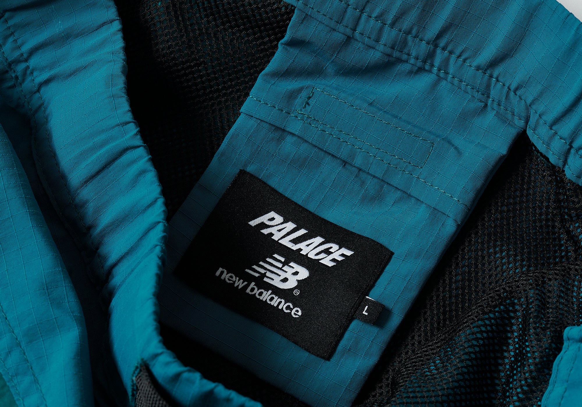 PALACE NEW BALANCE NYLON TRAIL SHORT TEAL - 4