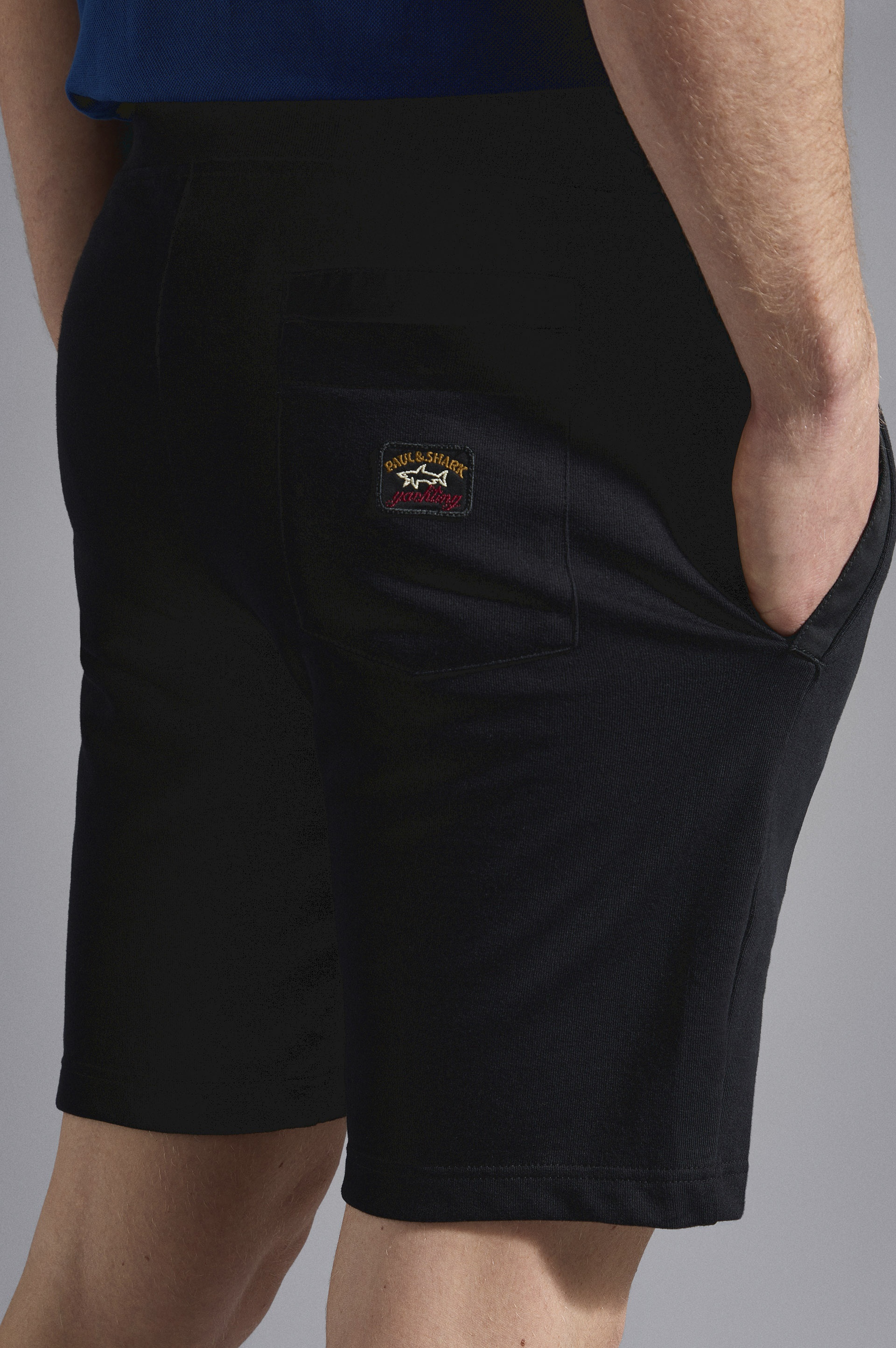 COTTON BERMUDA WITH ICONIC BADGE - 4