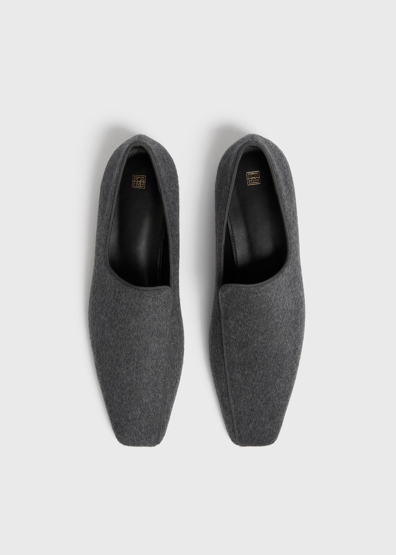 The Piped Loafer grey melange 6