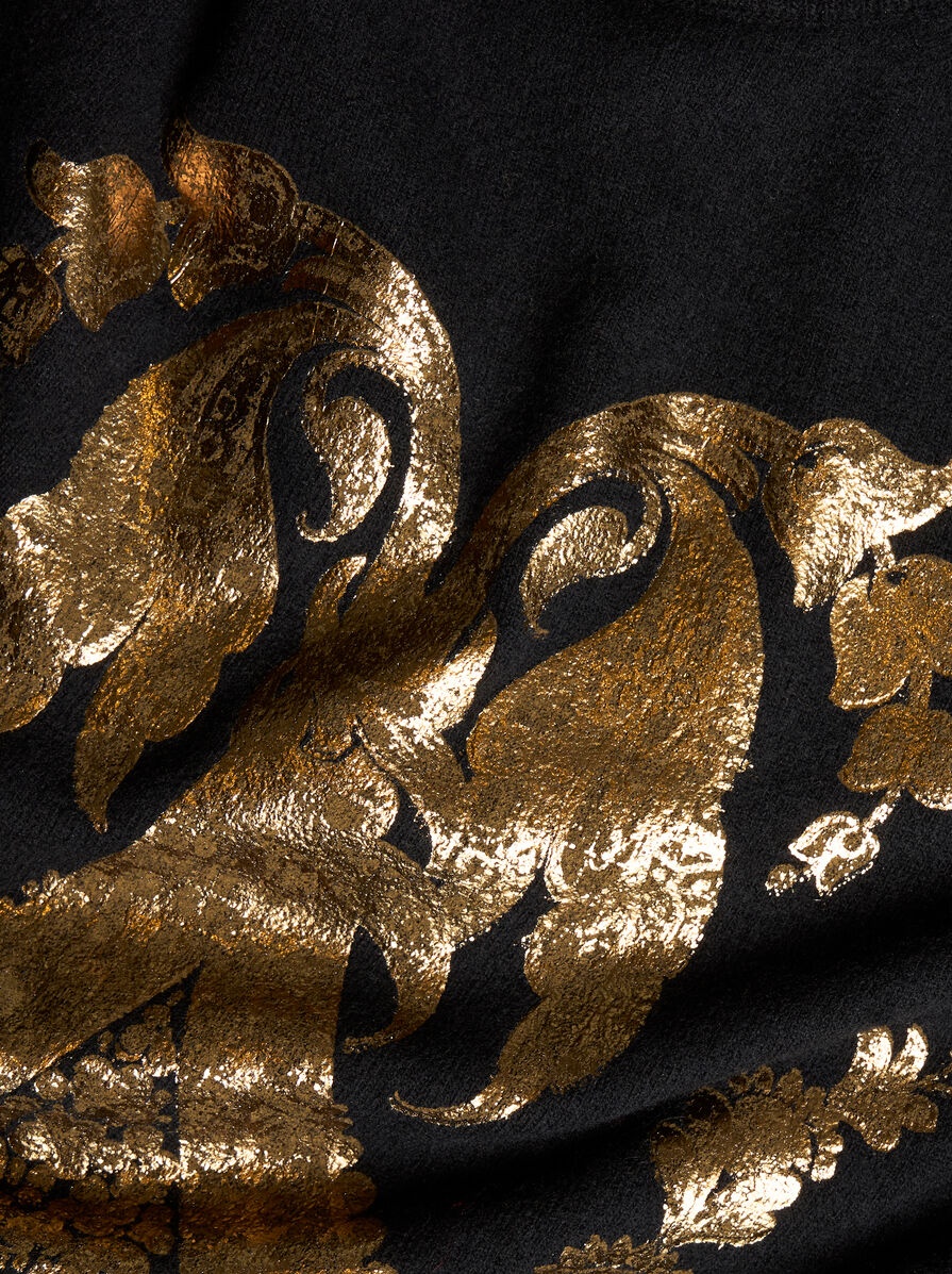 SWEATER WITH METALLIC PRINT - 5