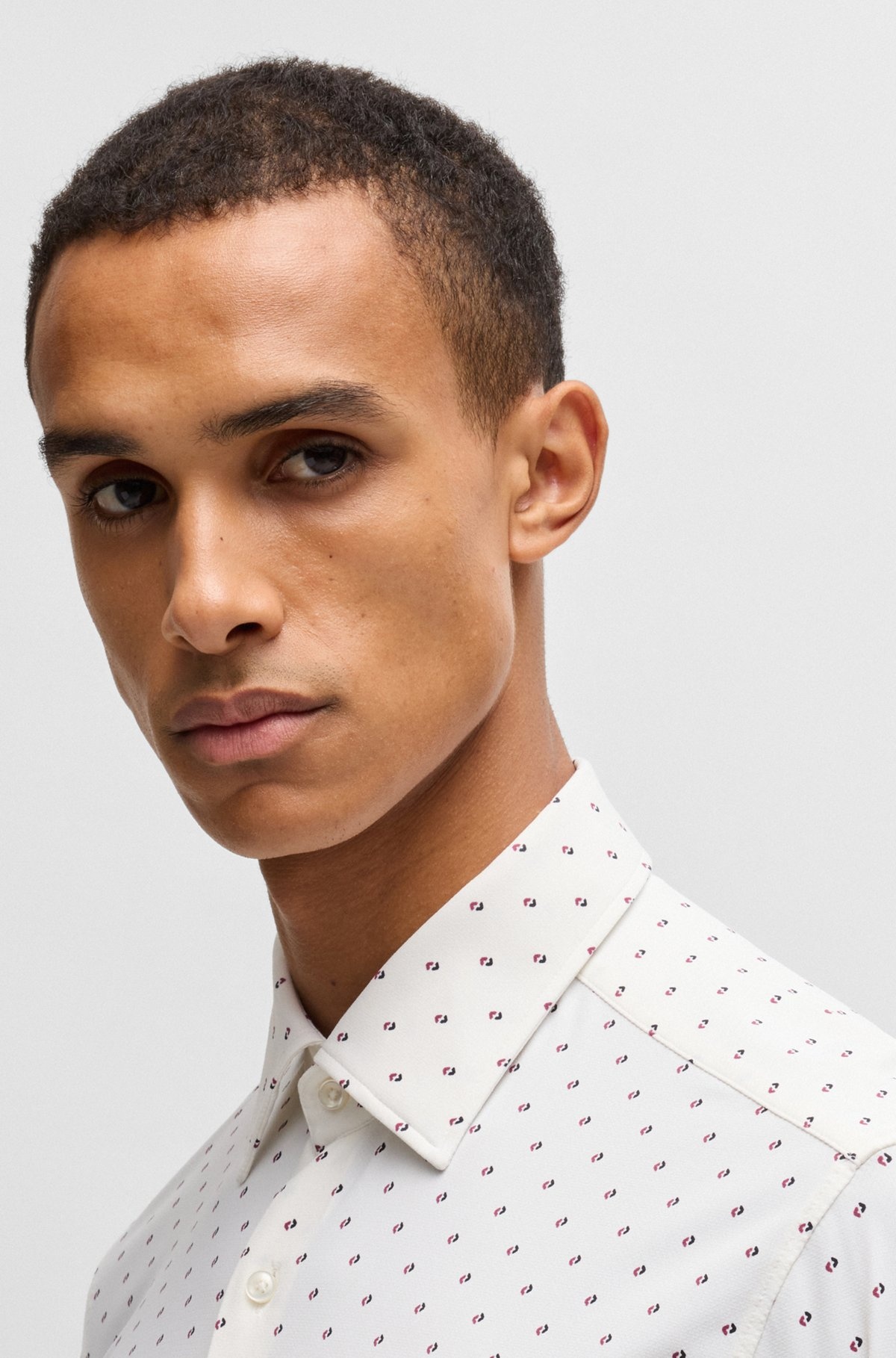 SLIM-FIT SHIRT IN PRINTED PERFORMANCE-STRETCH MATERIAL - 3