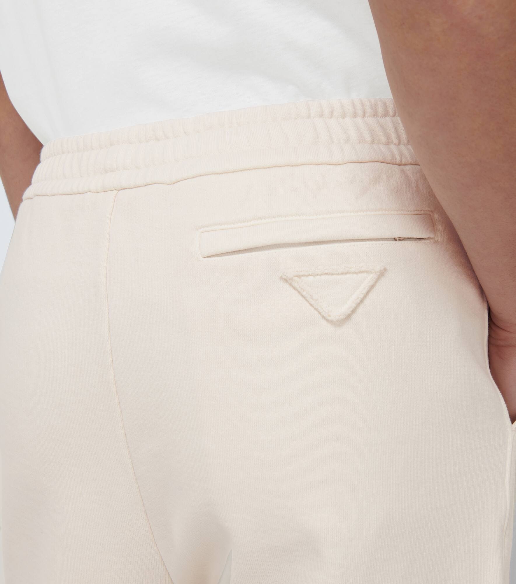 Garment-dyed cotton sweatpants - 6
