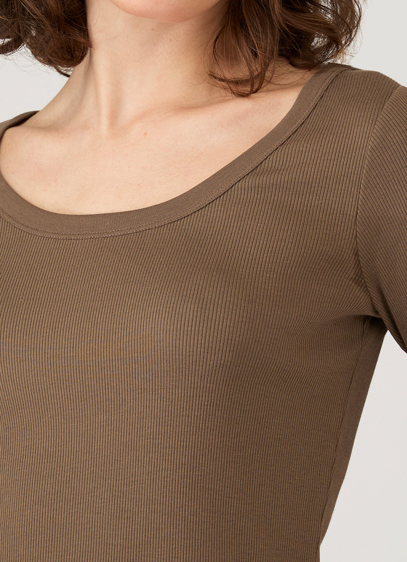 Ribbed Scoop Neck T‑shirt 4