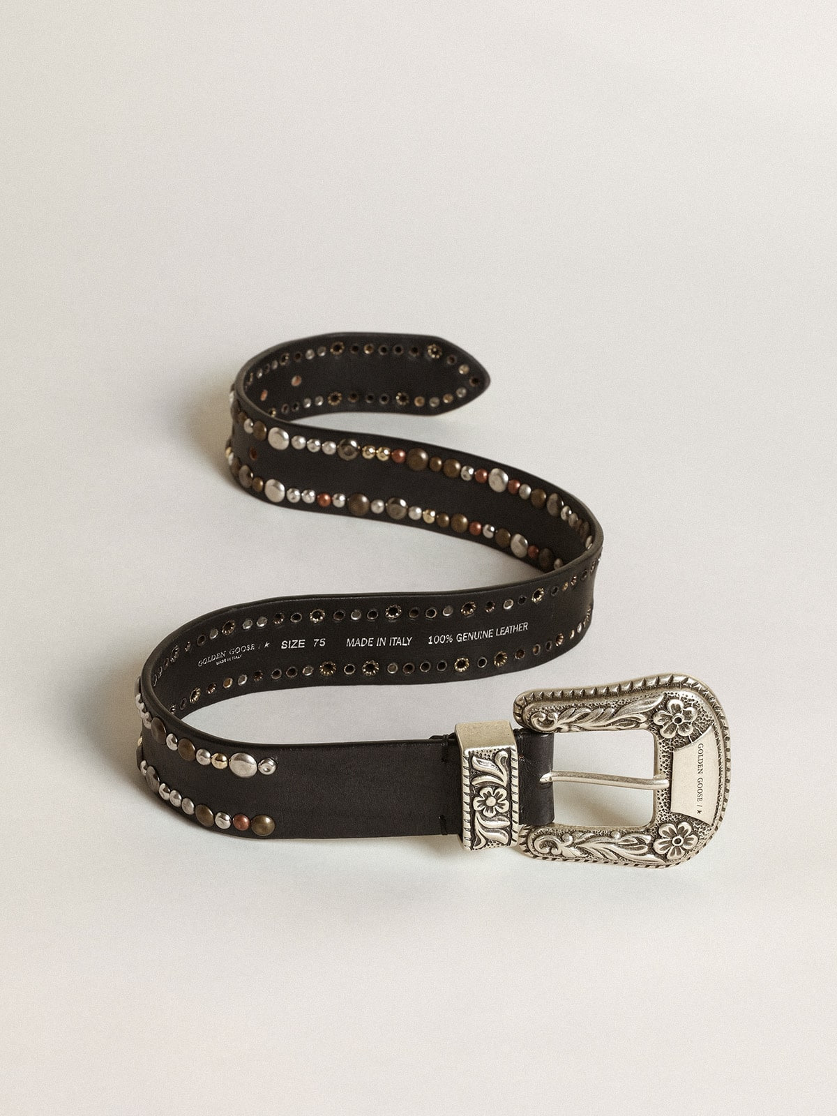 Women's belt in black leather with studs - 4
