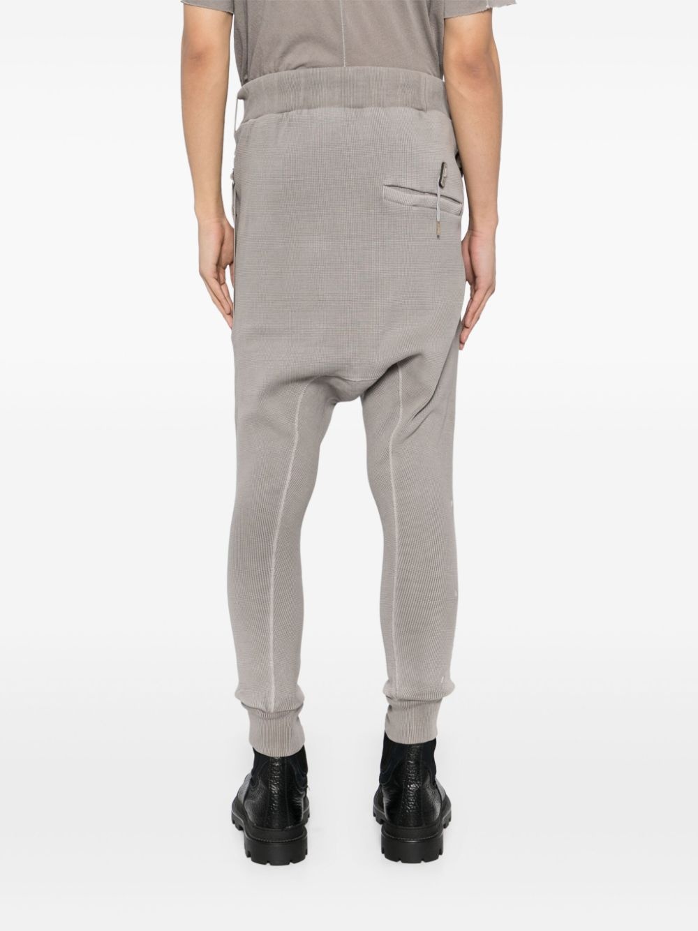 crop-crotch detail track pants - 4