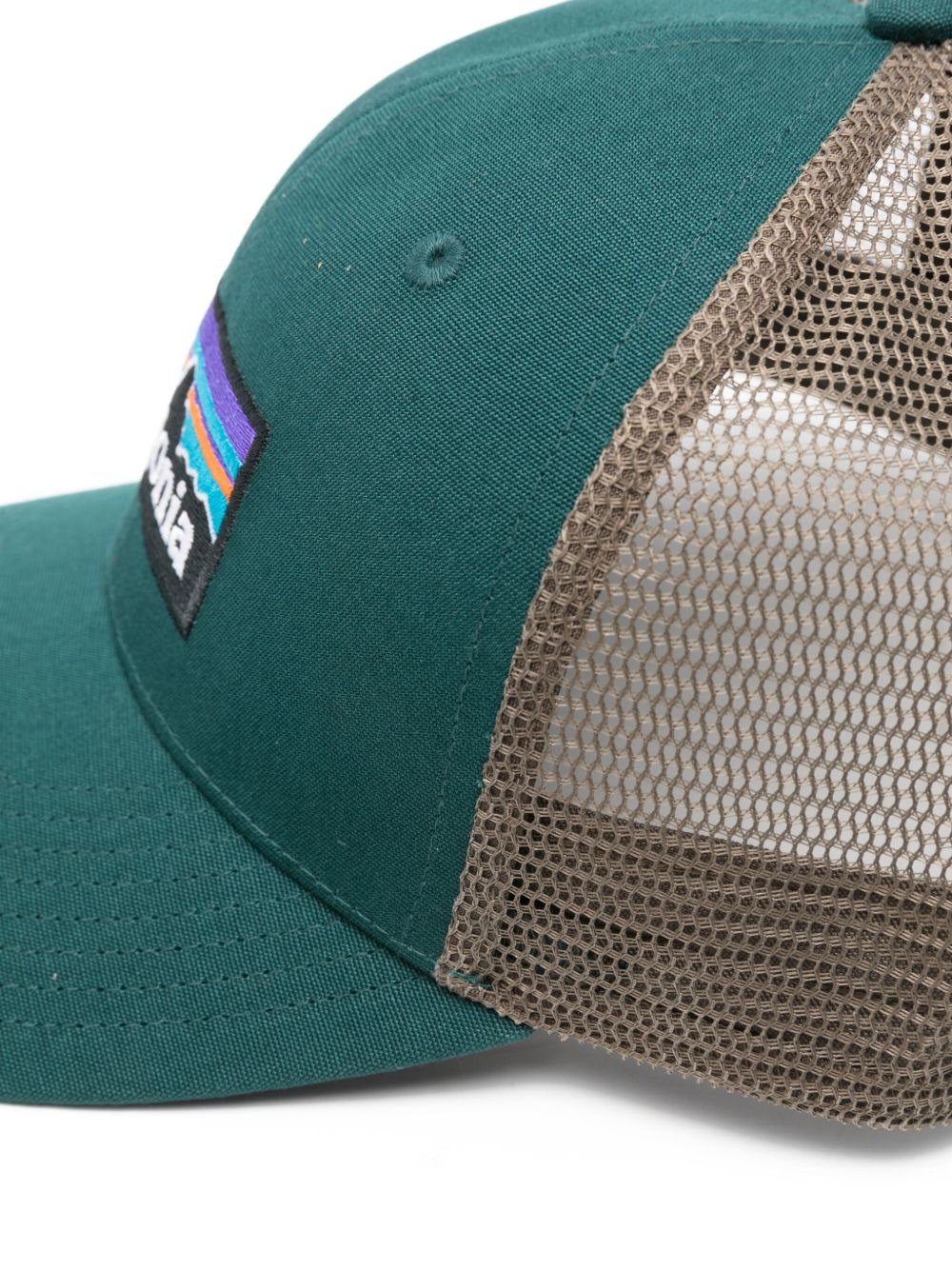 P-6 logo-patch mesh-back trucker hat - 3