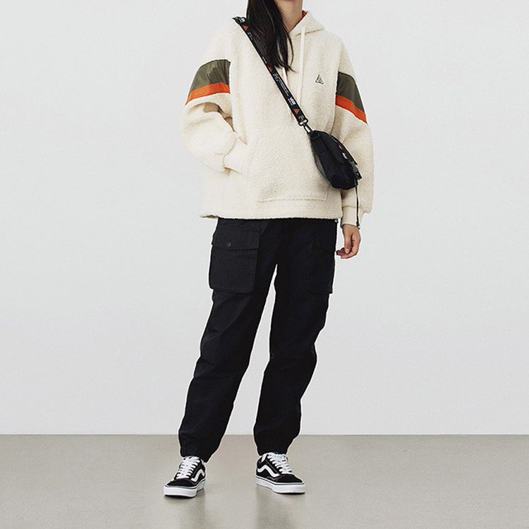Vans 66 Supply Crossbody Bag 'Black White' VN0A4UTBBLK - 4