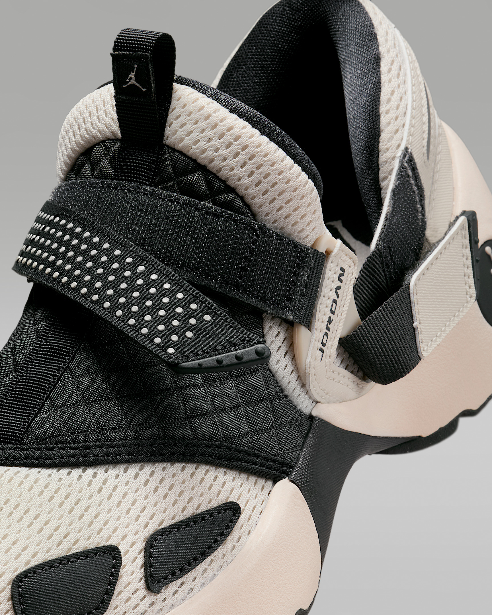 Jordan Trunner LX Women's Shoes - 7