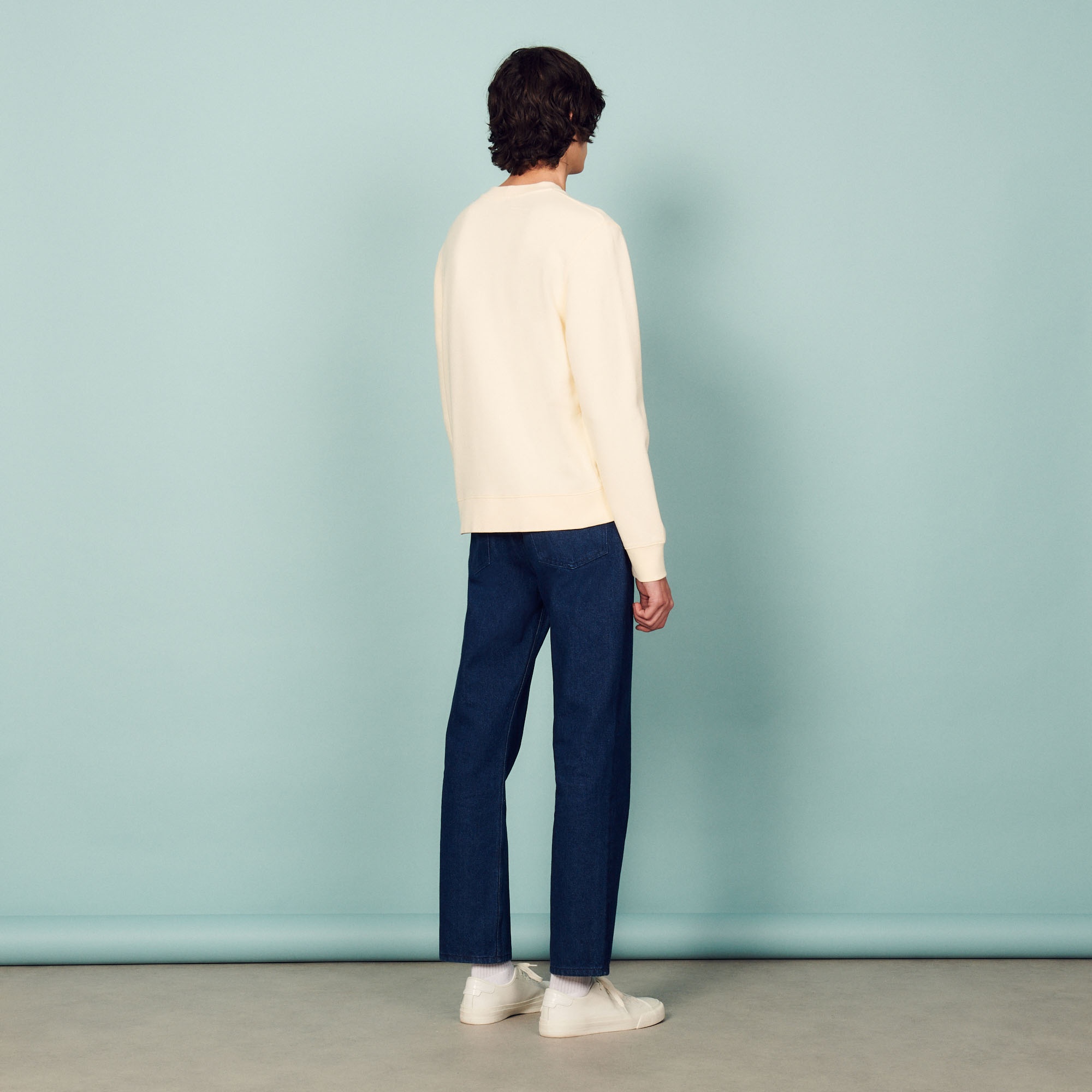 Sweatshirt with patch - 3
