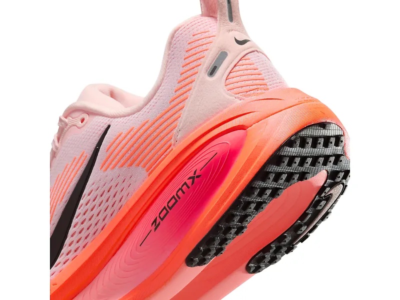 Nike Vomero 18 - 9