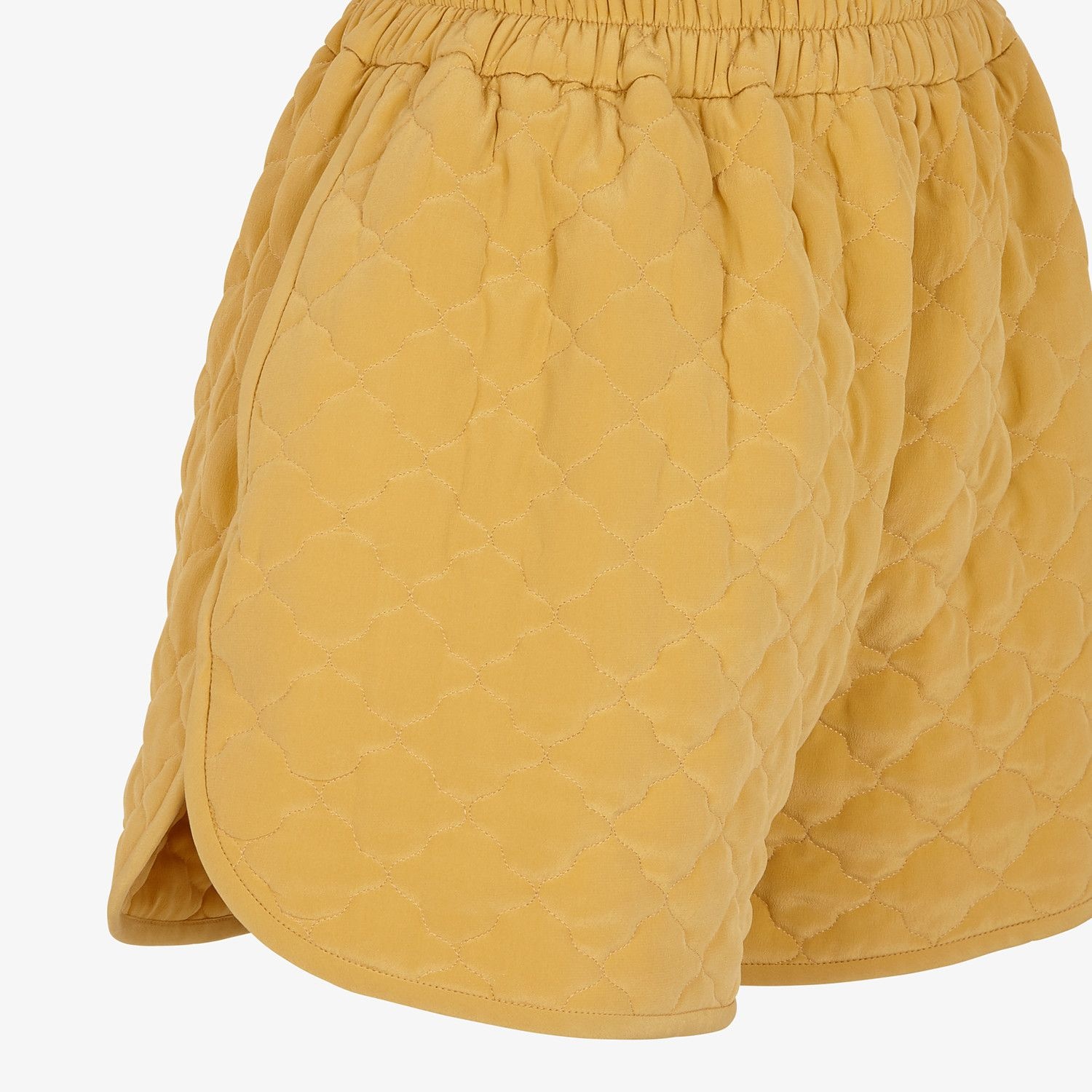 Yellow quilted crêpe de chine shorts - 3