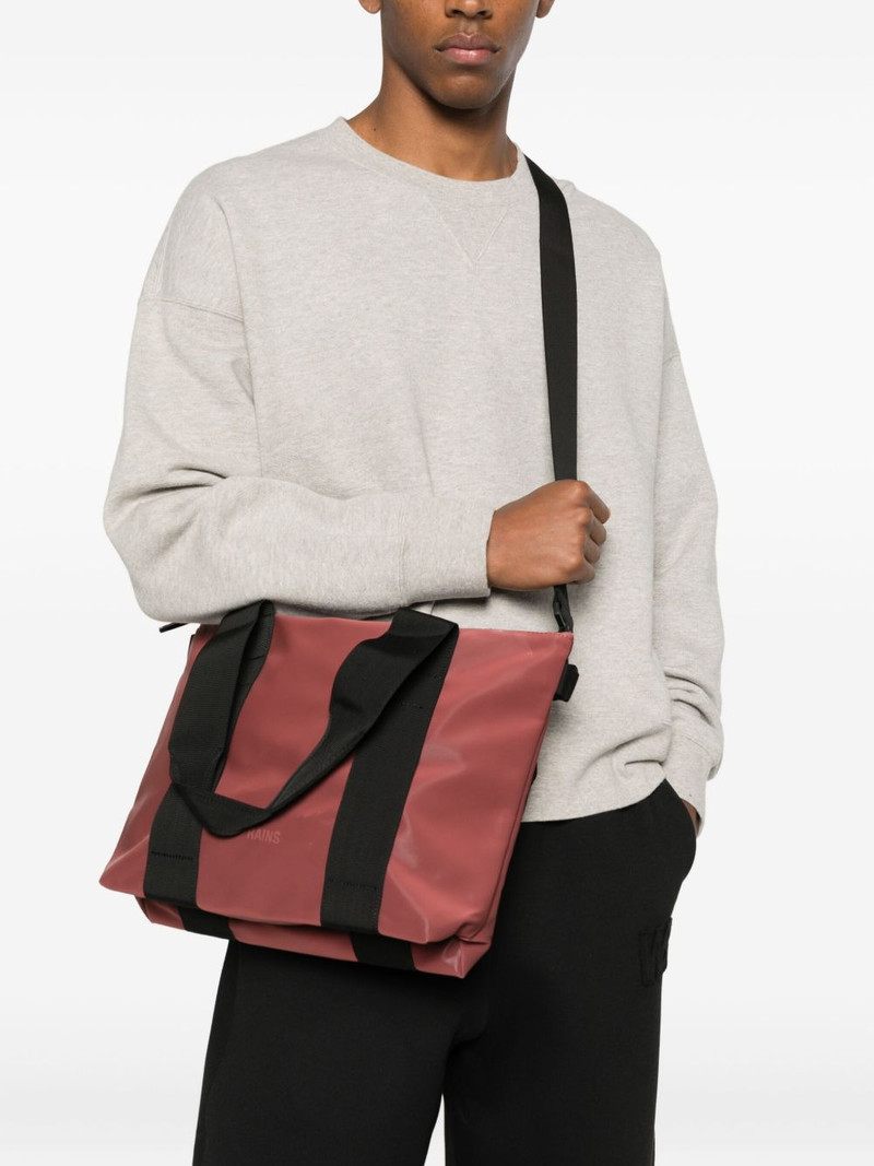 RAINS zip-fastening tote bag outlook