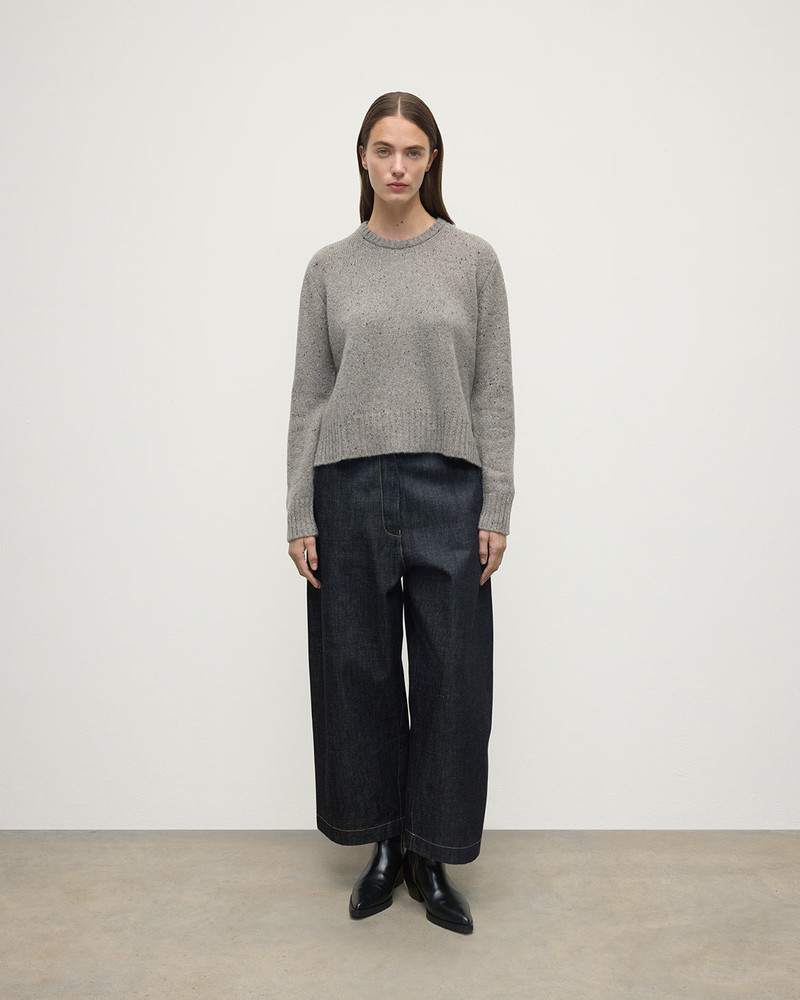 Johnstons of Elgin Donegal Cashmere Grey Jumper outlook