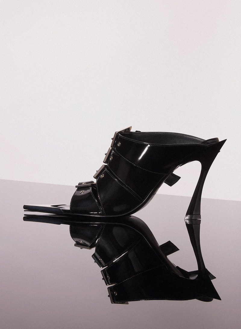 MUGLER black shiny leather buckled fang 95 sandals outlook