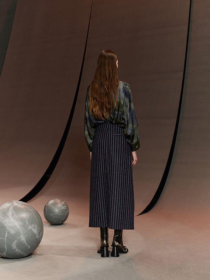 ONE SKIRT - PINSTRIPE 6