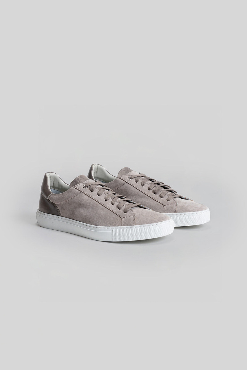 ROBERT BARAKETT Huberto Sneaker outlook