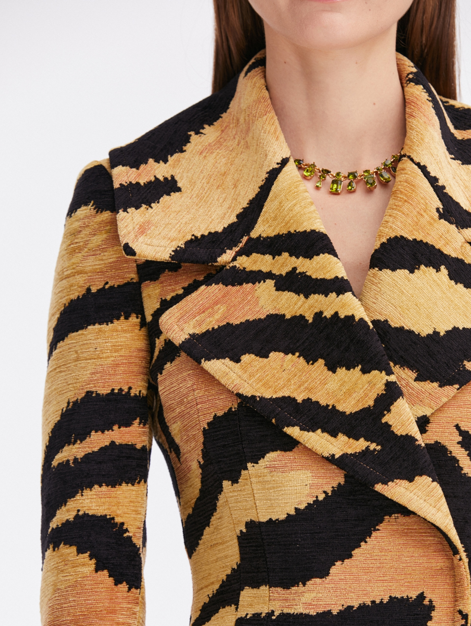 CHENILLE TIGER JACQUARD COAT - 3