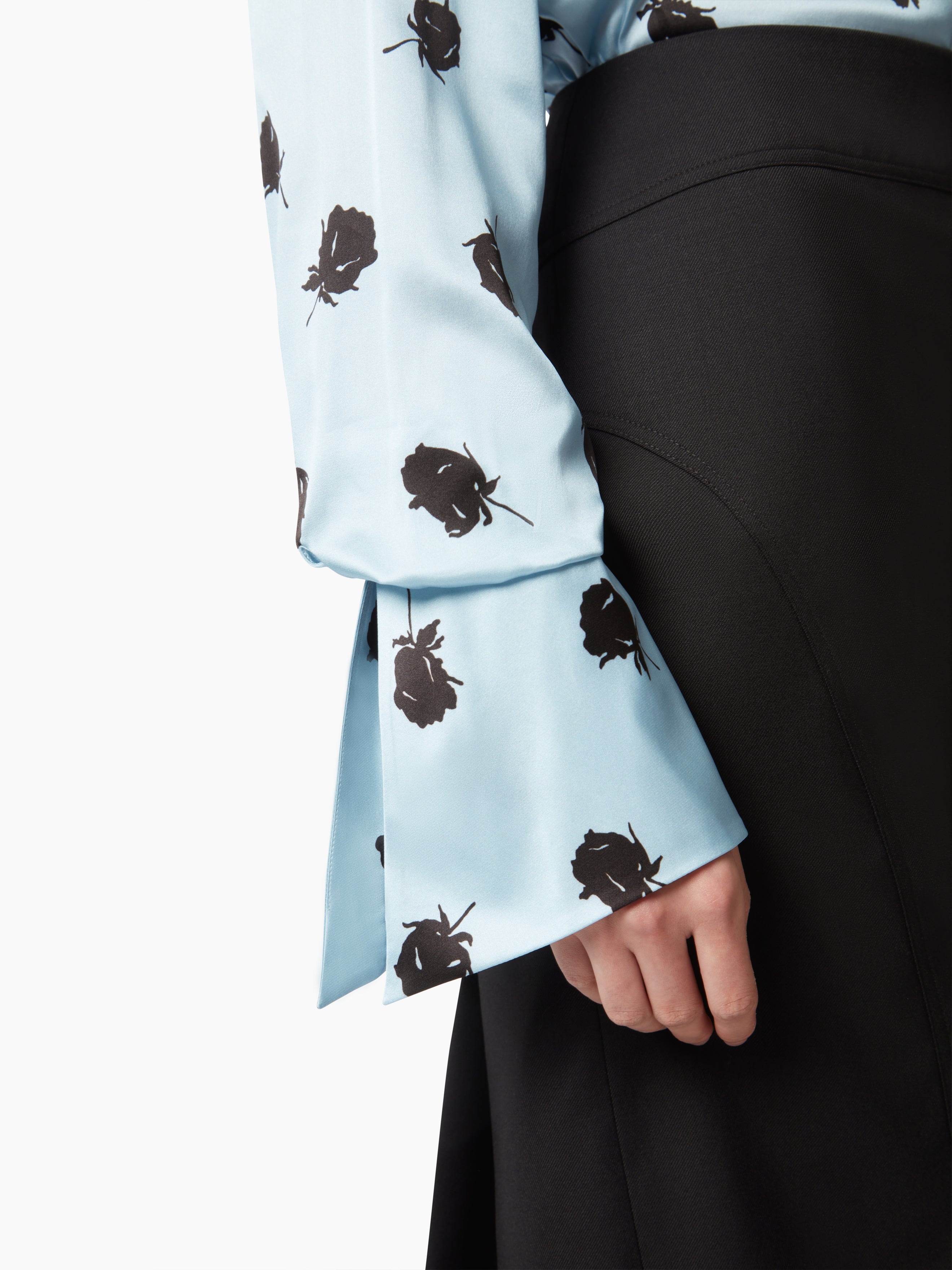 SHIRT WITH BELL CUFFS - 3