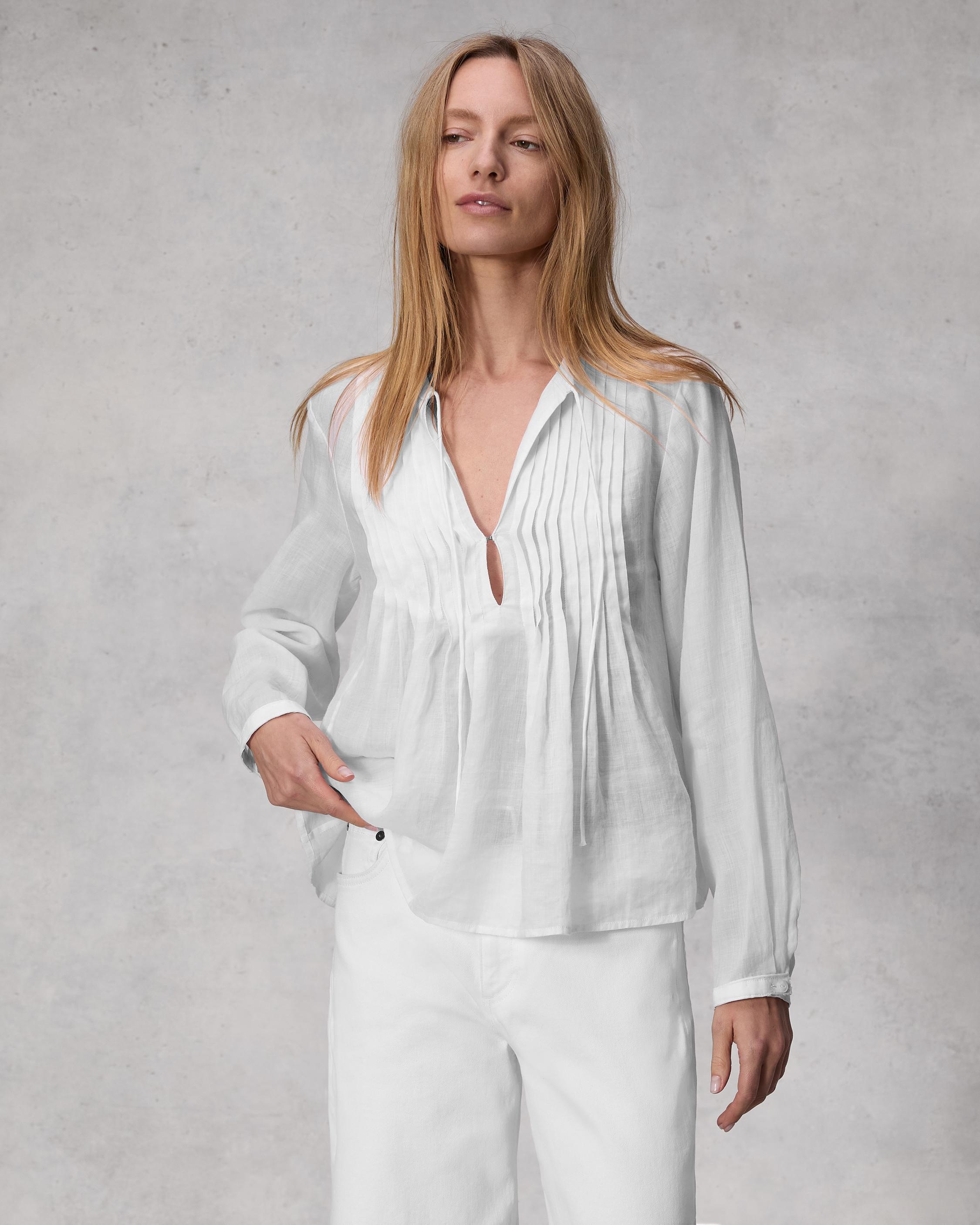 Amaris Ramie Top
Classic Fit - 2